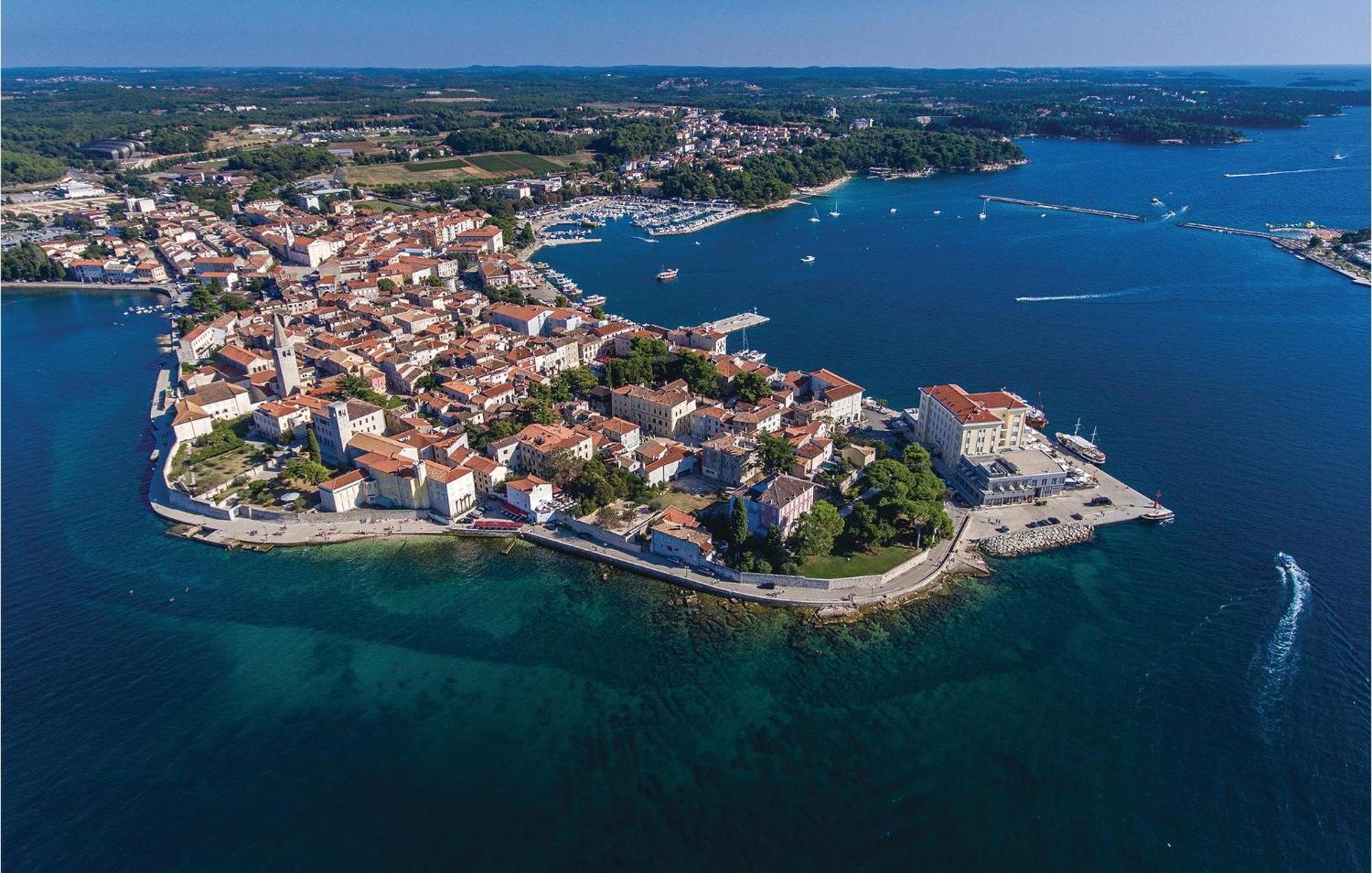 3 Bedroom Gorgeous Apartment In Poreč Exterior foto