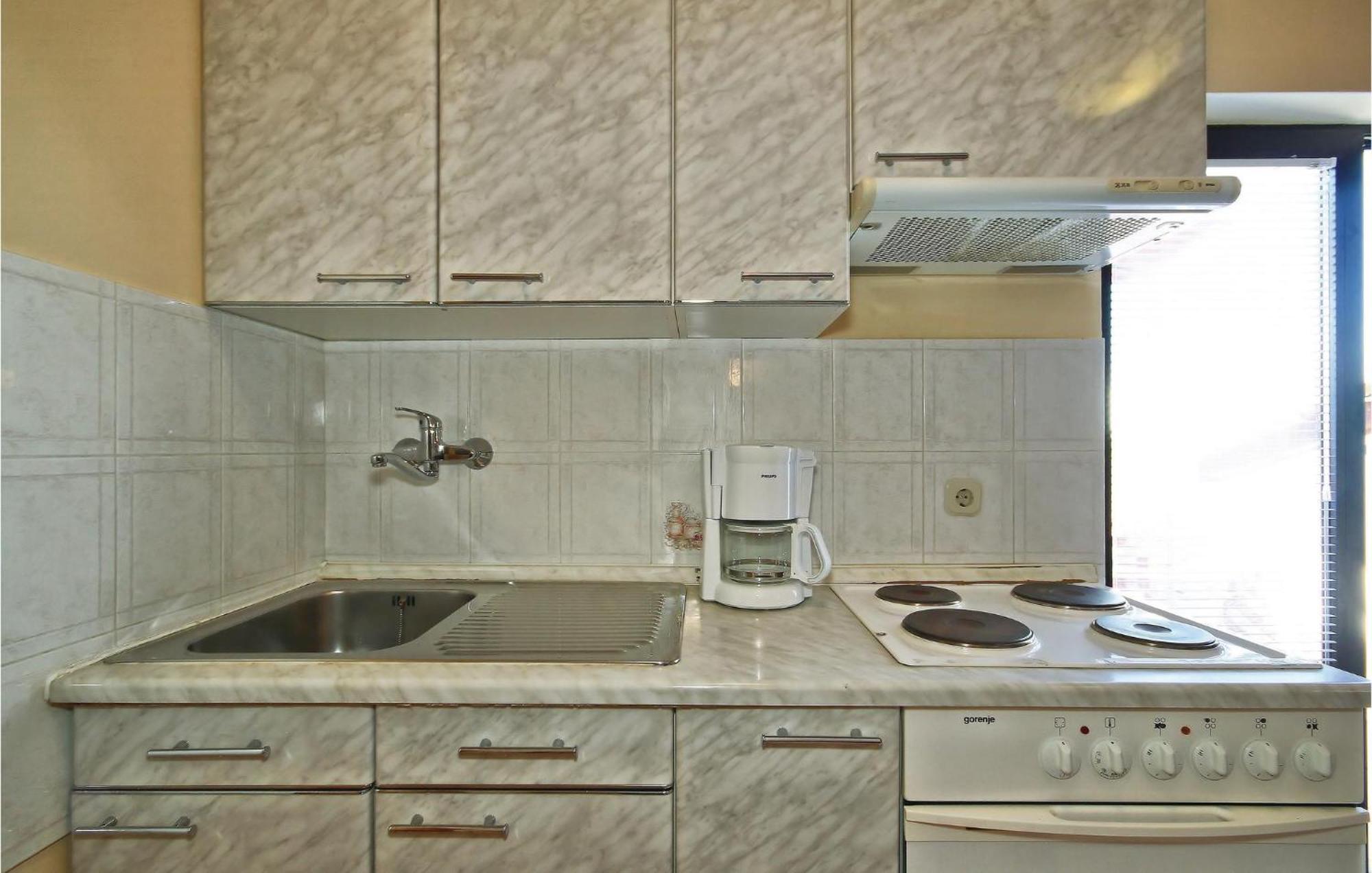 3 Bedroom Gorgeous Apartment In Poreč Exterior foto